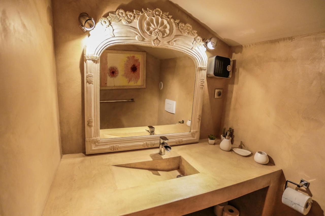 Chambre D'Hotes Couvent D'Alando Luaran gambar
