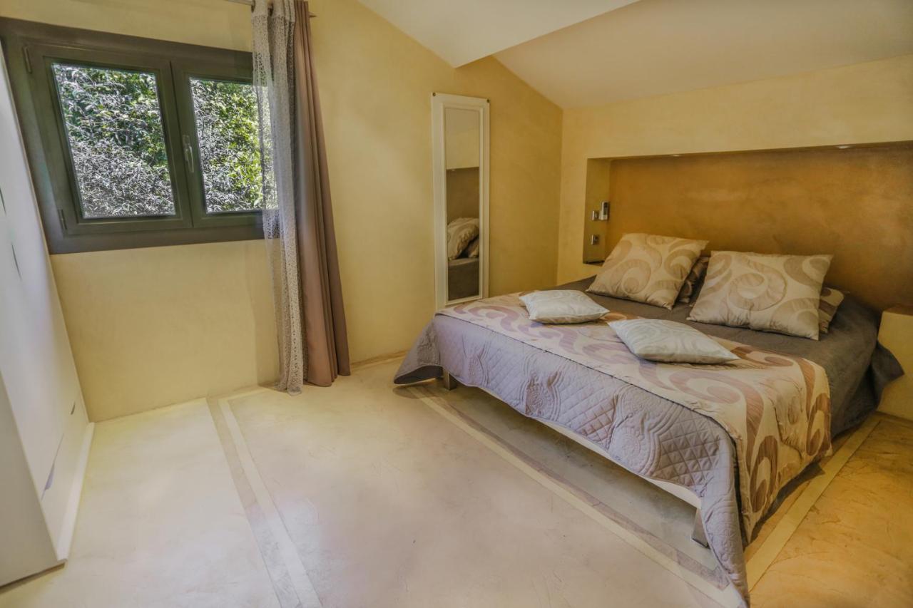 Chambre D'Hotes Couvent D'Alando Luaran gambar